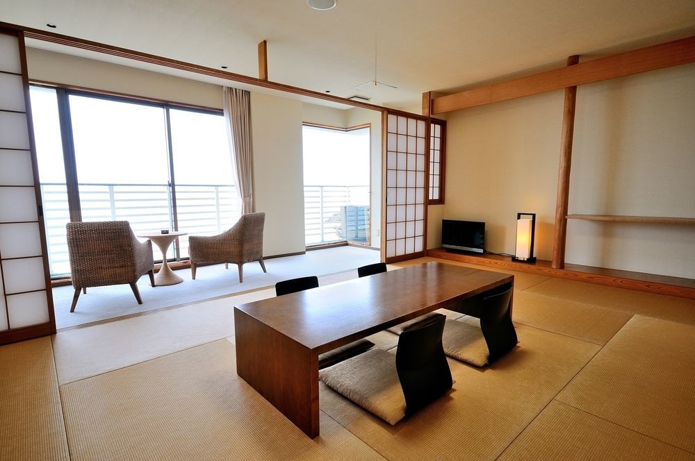 Sayan Terrace Hotel & Resort Onjuku Esterno foto